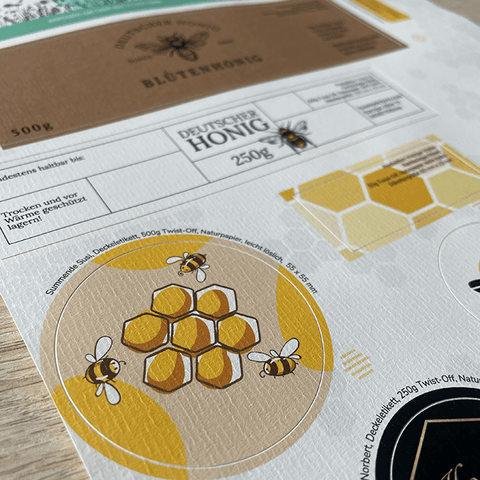 Mustermappe mit Material- und Designvorschlägen